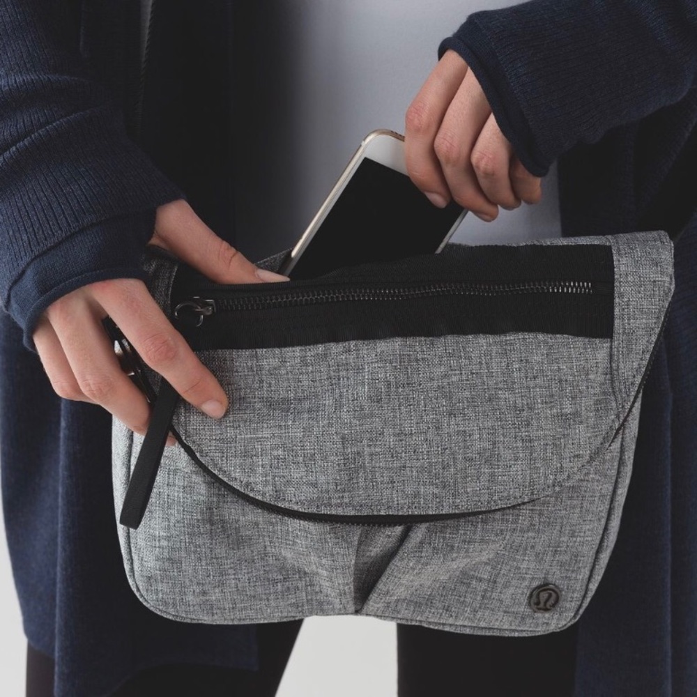 NWT Rare Lululemon Festival Bag Heathered Black